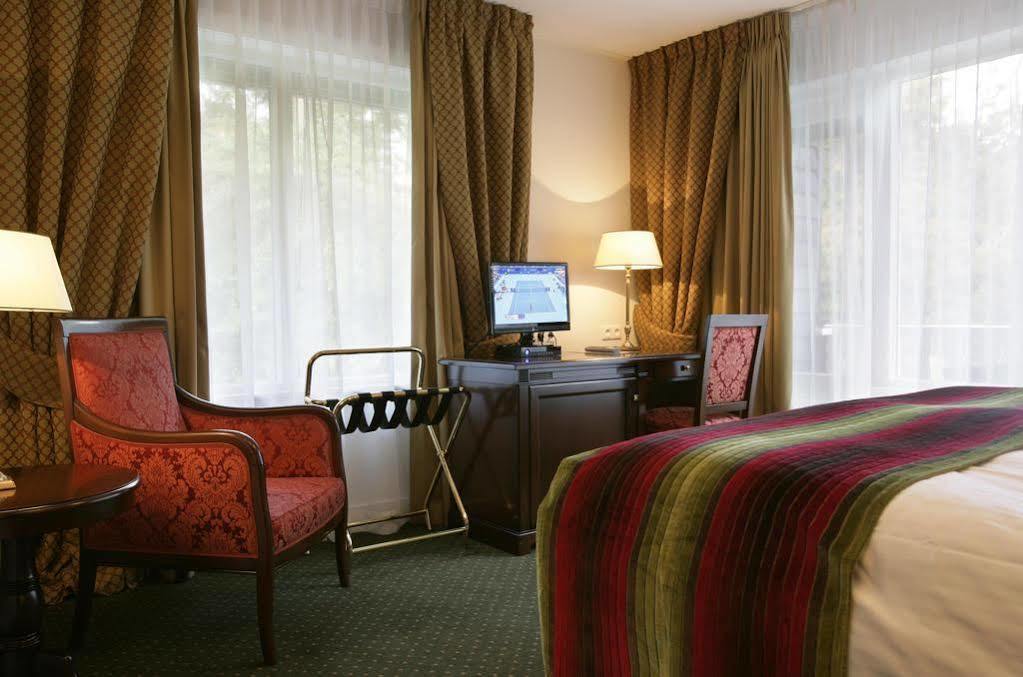 Hotel De Lunterse Boer Lunteren Esterno foto